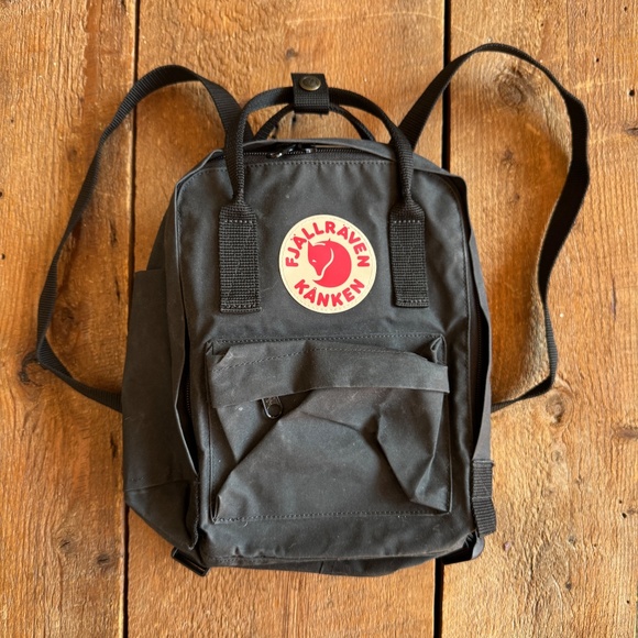 Fjallraven Kanken Mini Backpack Black - Picture 2 of 11